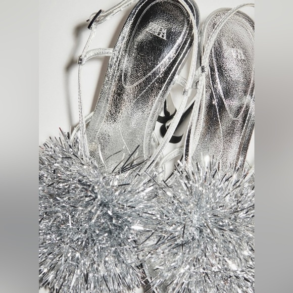 BLOGGERS FAV ZARA SILVER METALLIC POMPOM HEELED SANDALS - Picture 6 of 8